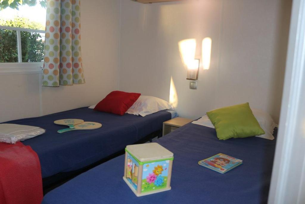 Camping Parc Mogador Sanary-sur-Mer Exteriör bild