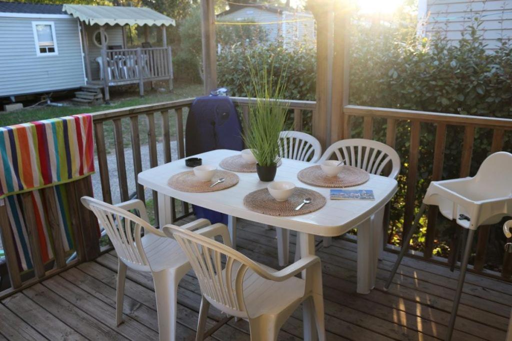 Camping Parc Mogador Sanary-sur-Mer Exteriör bild