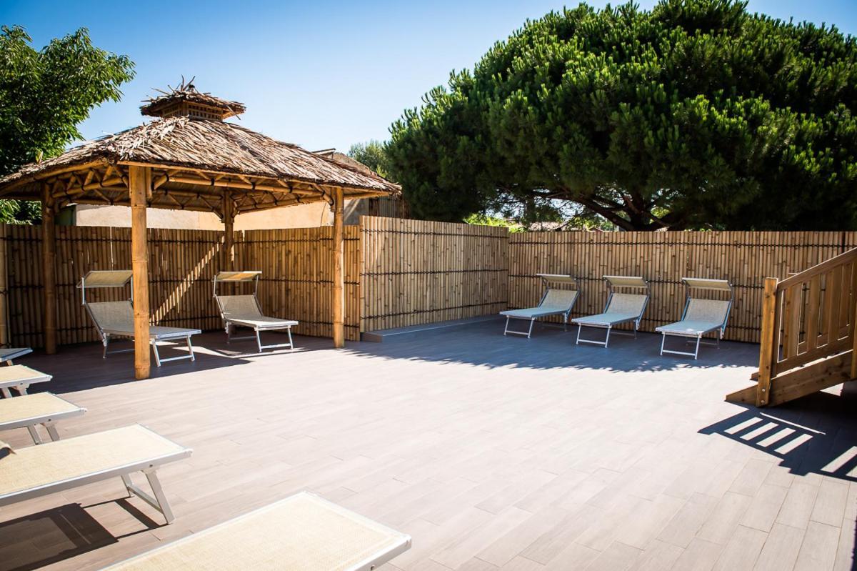 Camping Parc Mogador Sanary-sur-Mer Exteriör bild